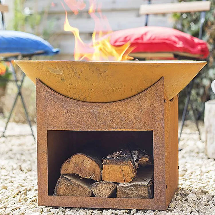 Corten vuurkorven in de achtertuin