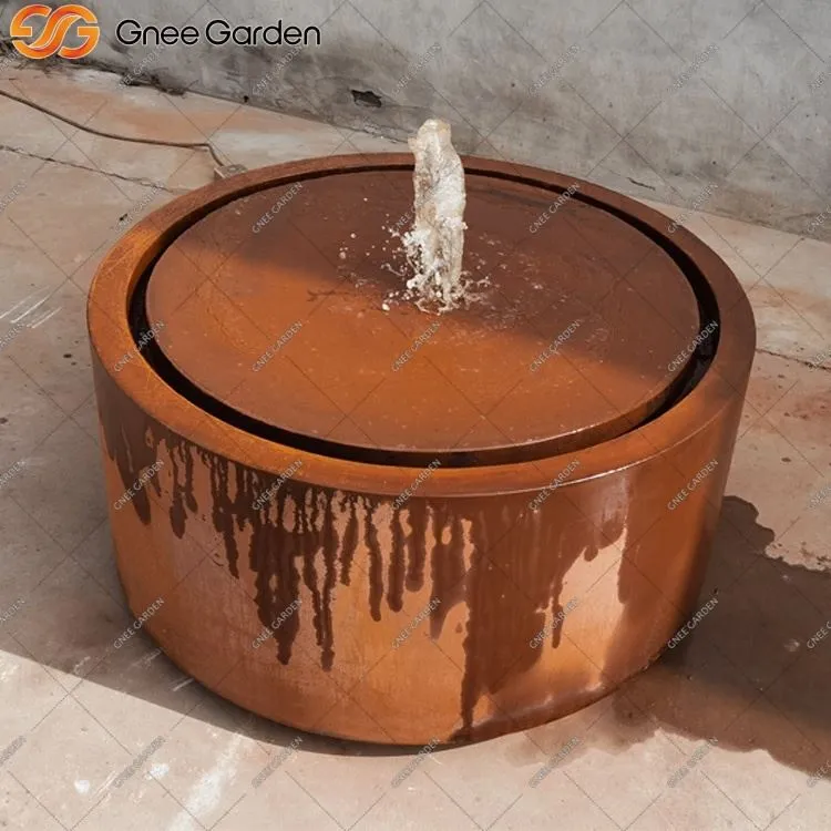 Moderne cortenstalen waterfontein met LED-verlichting